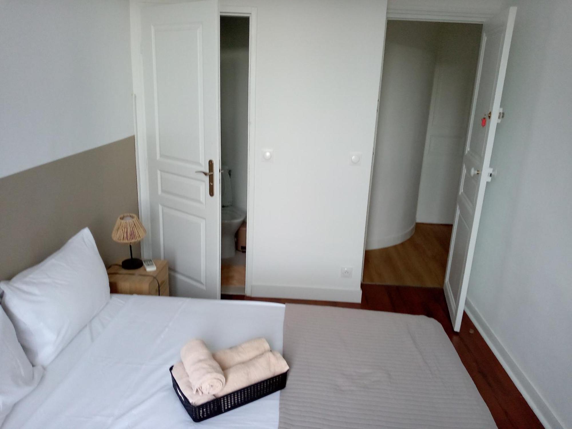 Quartier Le Plus Anime De Marseille "La Plaine Cours Julien "Chambre Avec Salle De Bain Wc Privee Integrees "Dans Appartement Dış mekan fotoğraf