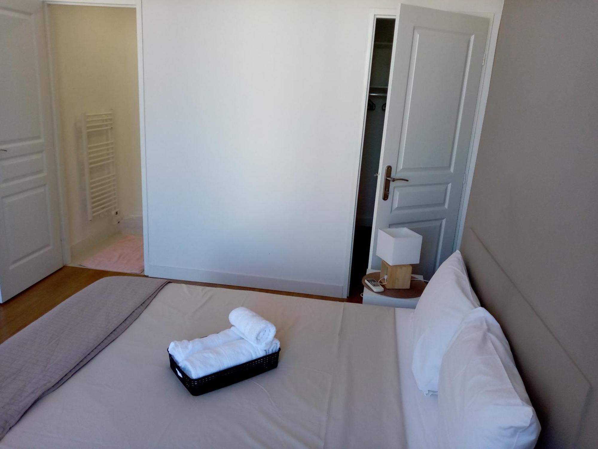 Quartier Le Plus Anime De Marseille "La Plaine Cours Julien "Chambre Avec Salle De Bain Wc Privee Integrees "Dans Appartement Dış mekan fotoğraf