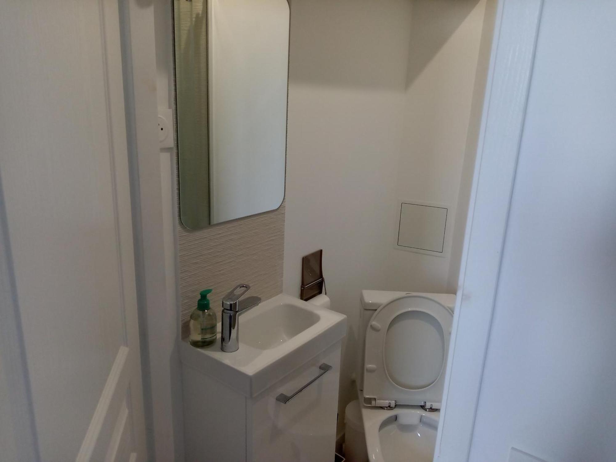 Quartier Le Plus Anime De Marseille "La Plaine Cours Julien "Chambre Avec Salle De Bain Wc Privee Integrees "Dans Appartement Dış mekan fotoğraf